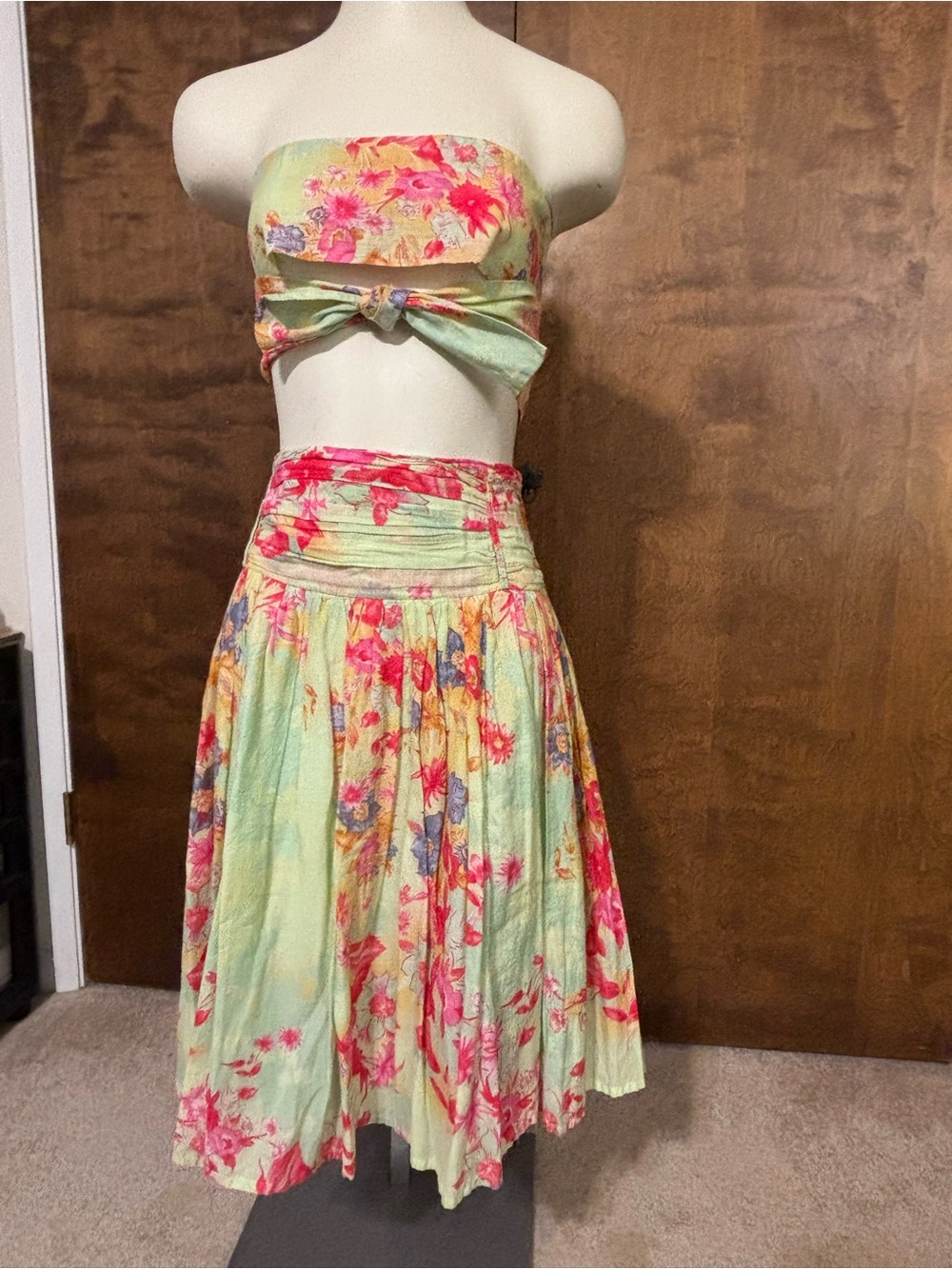 Sweet Sinammon Floral Skirt with Belt